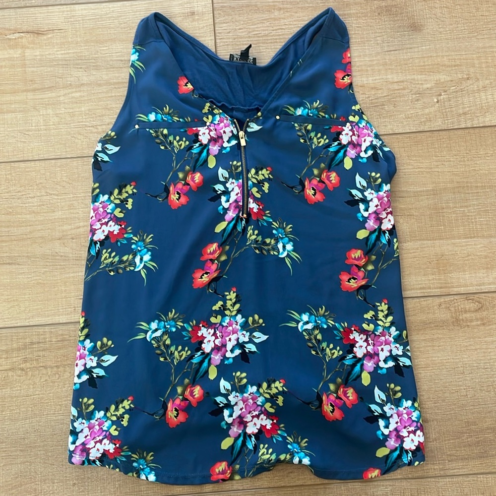 Express tank top